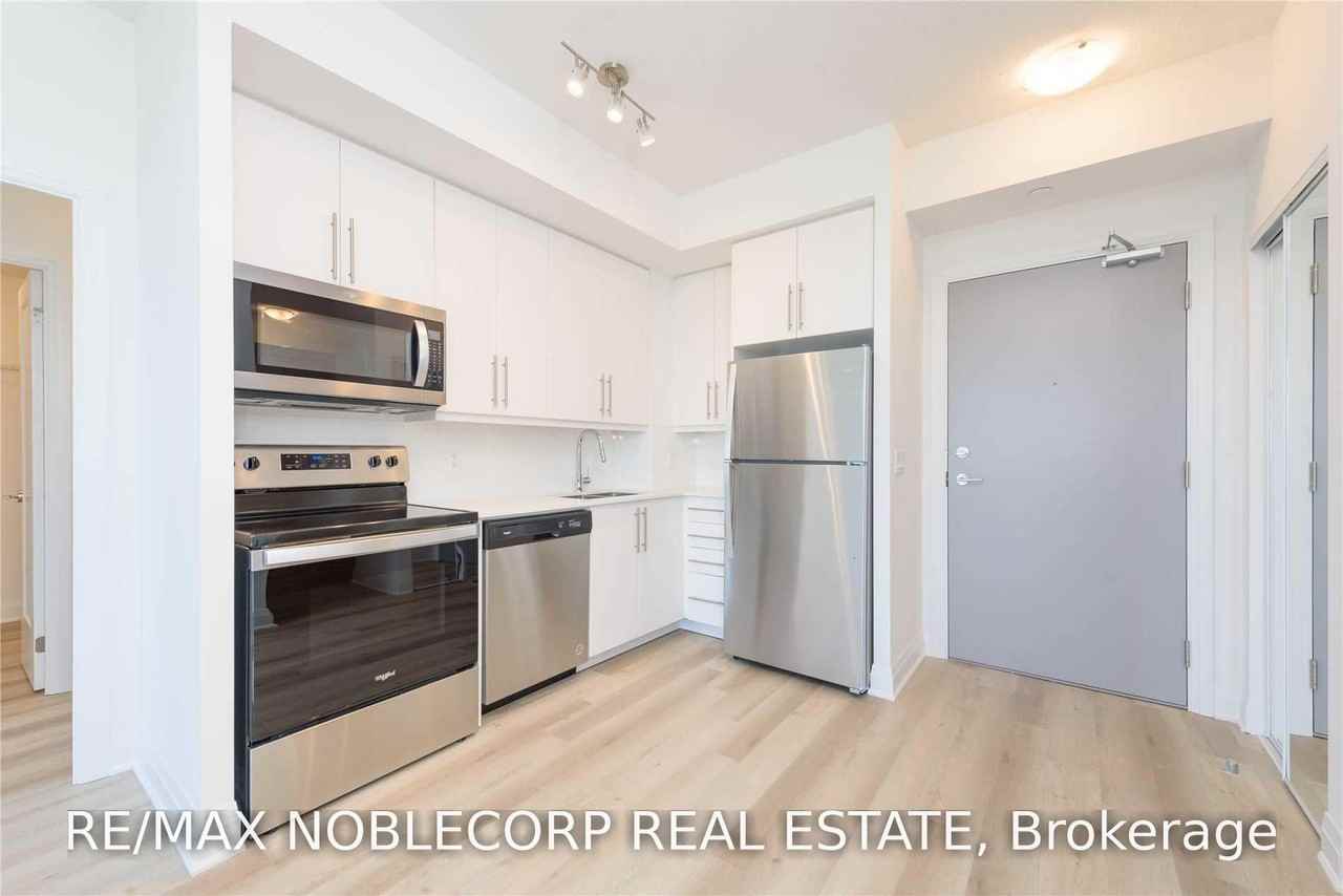 3220 Sheppard Avenue East #519 - Photo 7 of 16