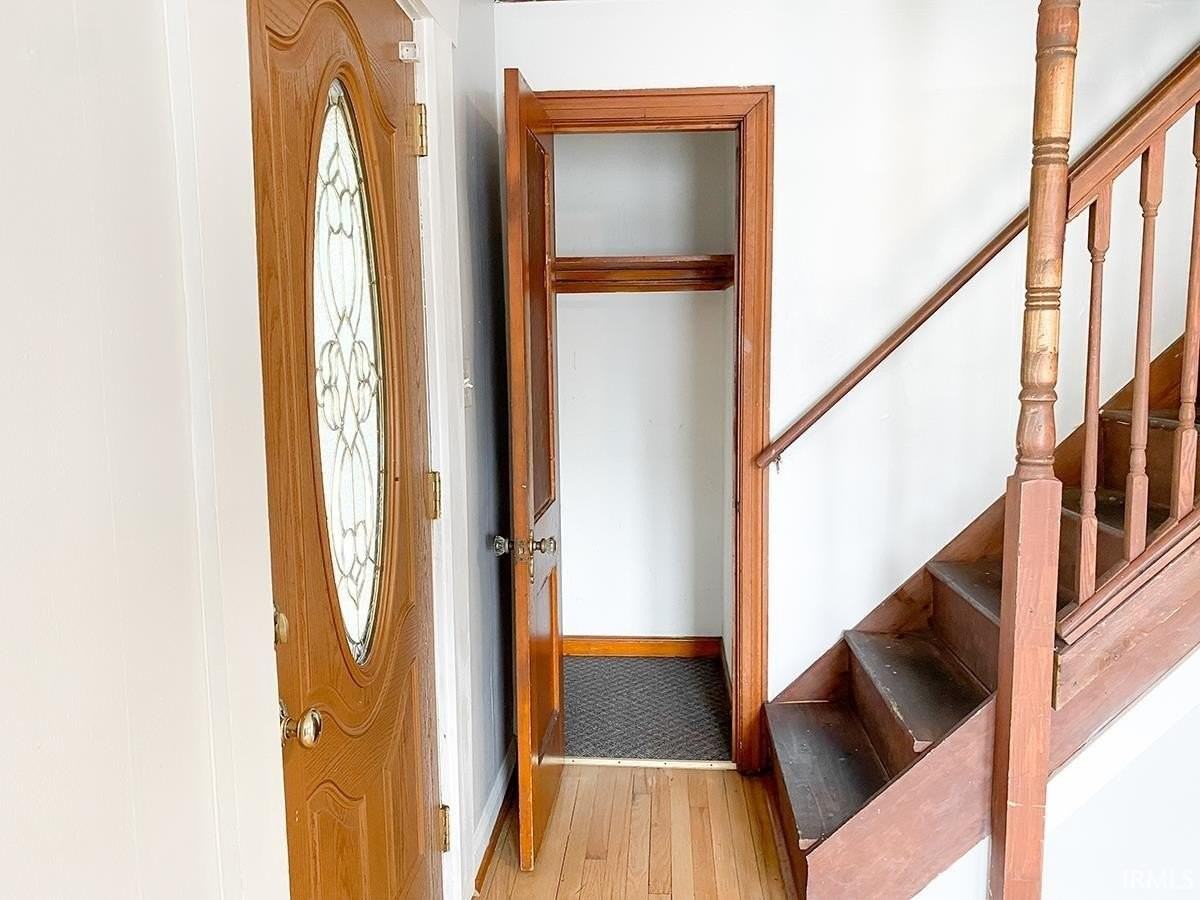 108 E Cottage Grove Ave - Photo 4 of 34