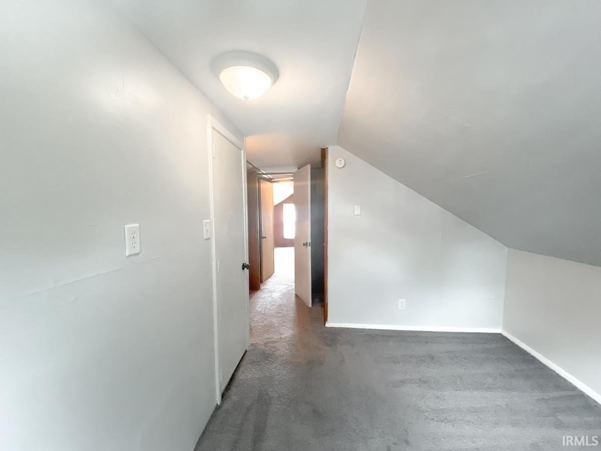 108 E Cottage Grove Ave - Photo 6 of 34