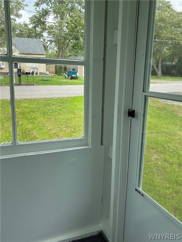 1552 Cox Rd - Photo 4 of 35