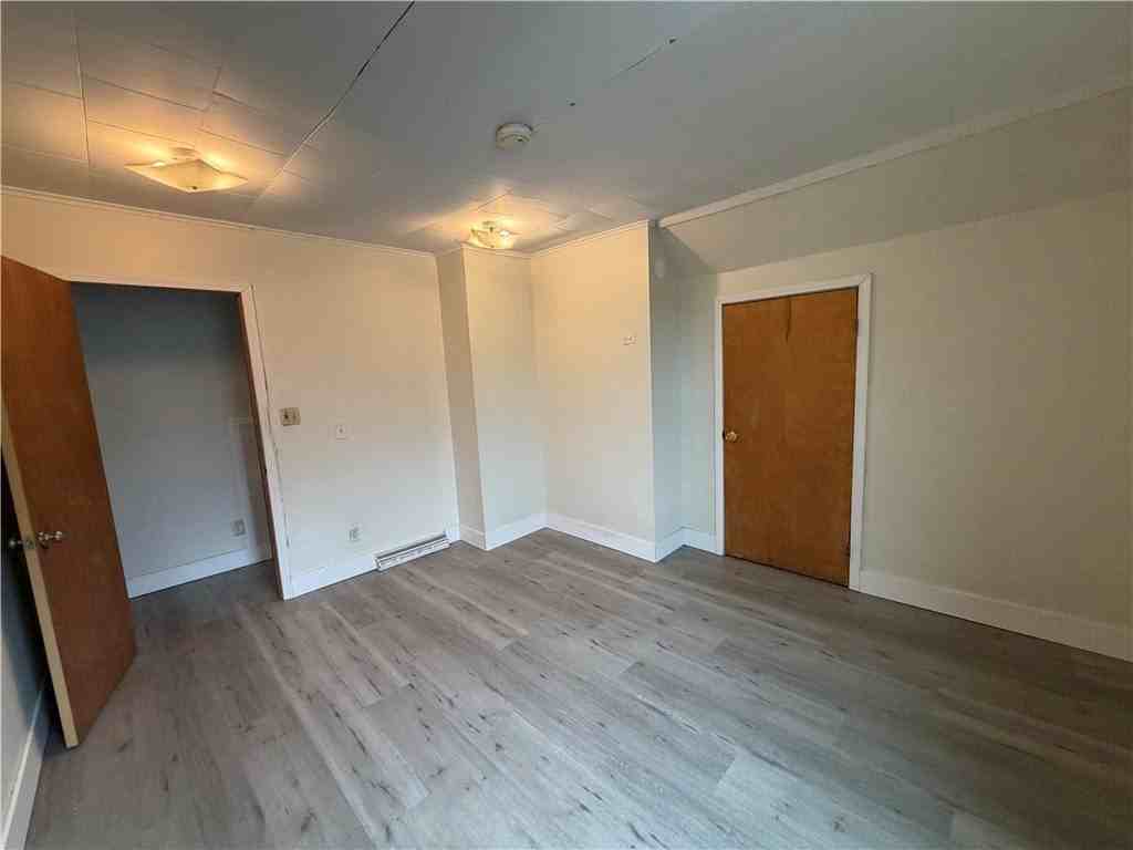 311 E Market Street Ext #201UPPER - Photo 7 of 11