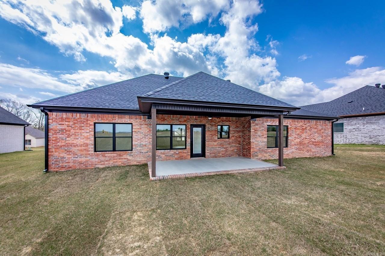 219 Michelle Dr - Photo 6 of 35