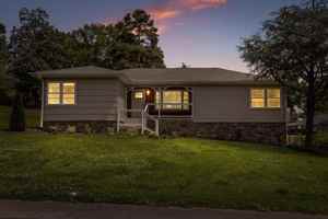 featured image of 3423 Missionaire Ave