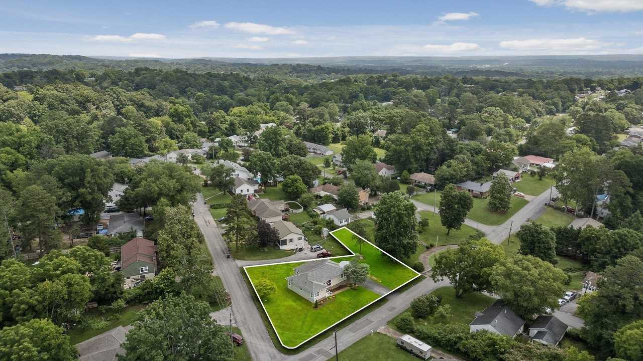 3423 Missionaire Ave - Photo 4 of 50