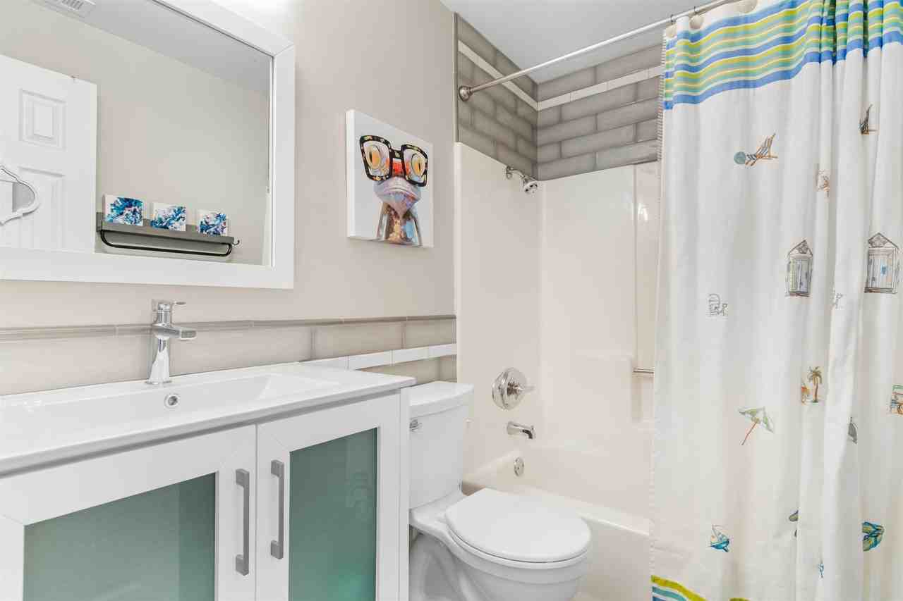 5600 N Ocean Blvd - Photo 5 of 25