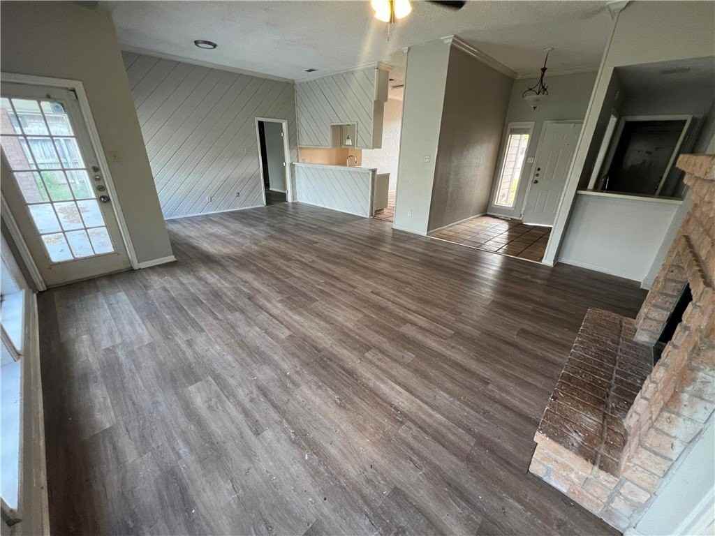 7309 Ridge Creek Dr - Photo 2 of 10