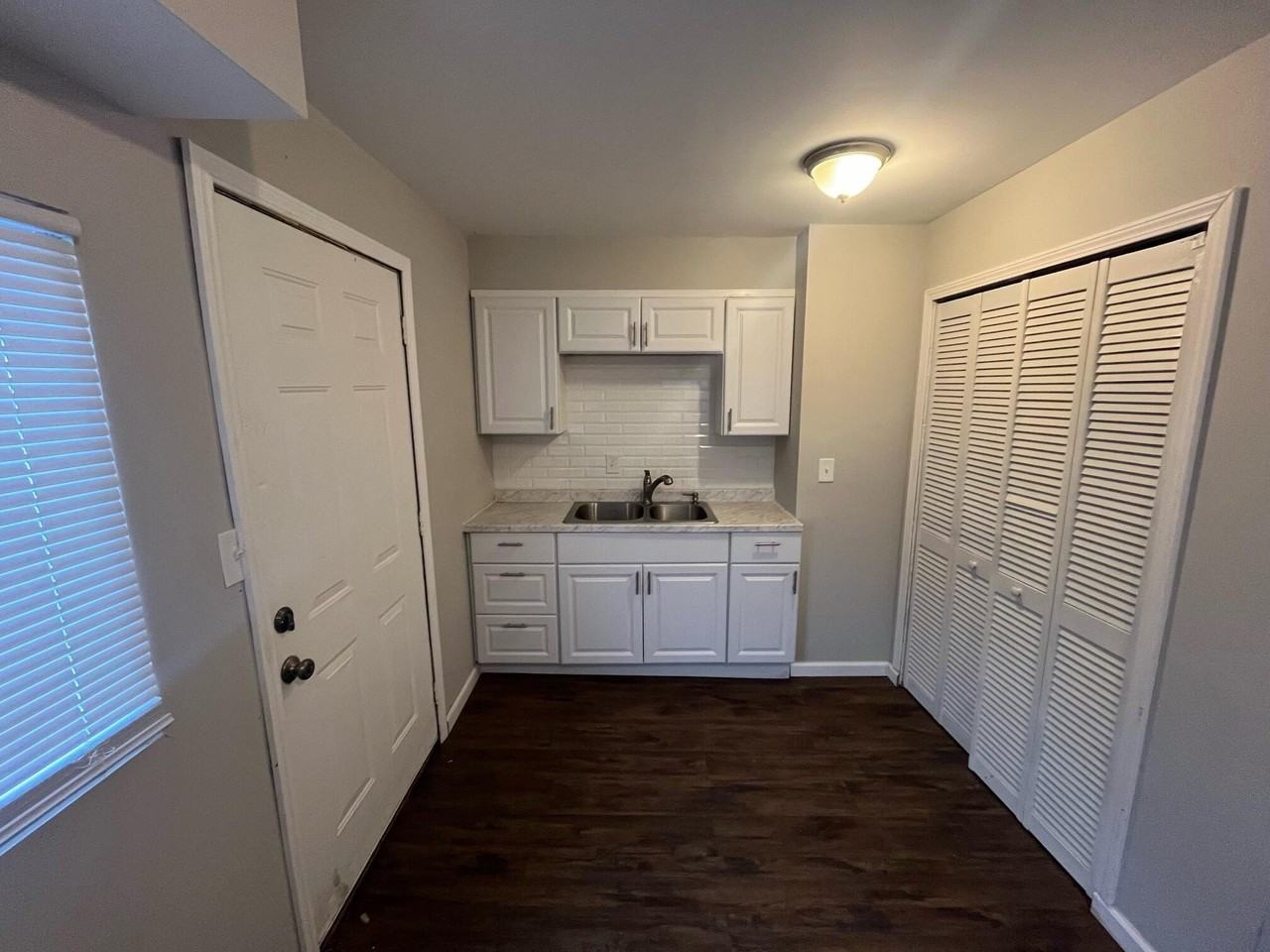 2978 Pontiac St - Photo 5 of 10