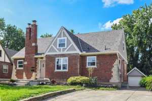featured image of 6828 Buckingham Pl