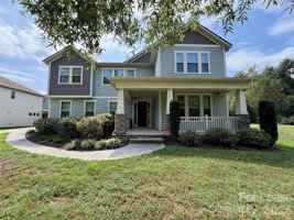 featured image of 10728 Vanguard Pkwy
