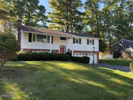 featured image of 21 Patricia Ln