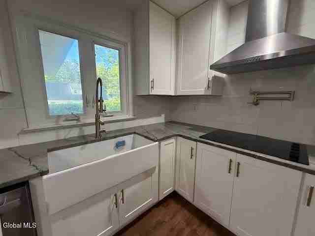 21 Patricia Ln - Photo 3 of 23