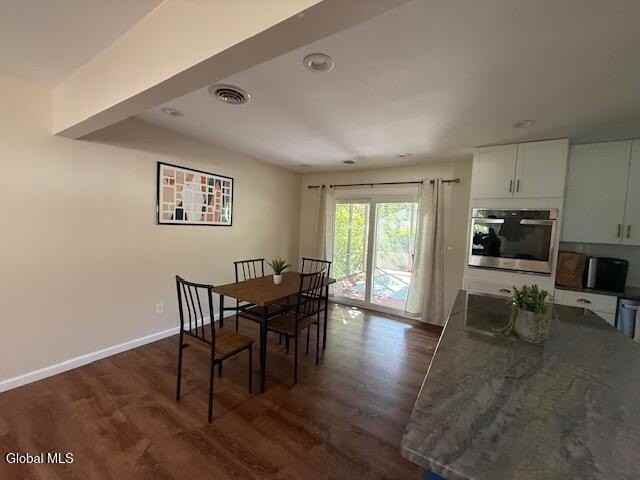 21 Patricia Ln - Photo 5 of 23