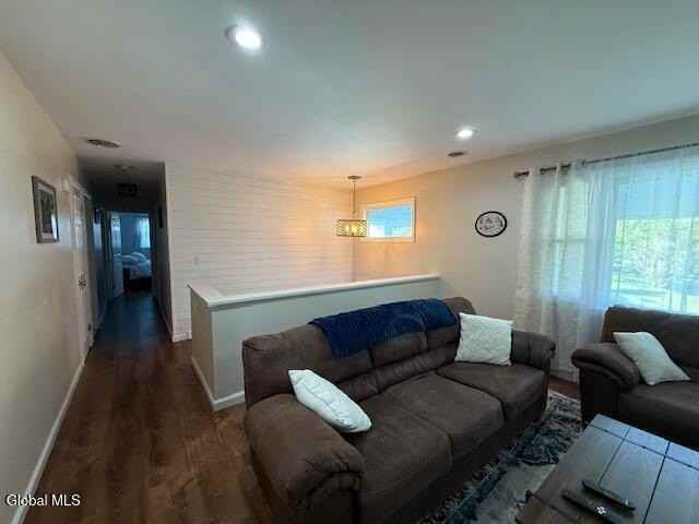 21 Patricia Ln - Photo 6 of 23