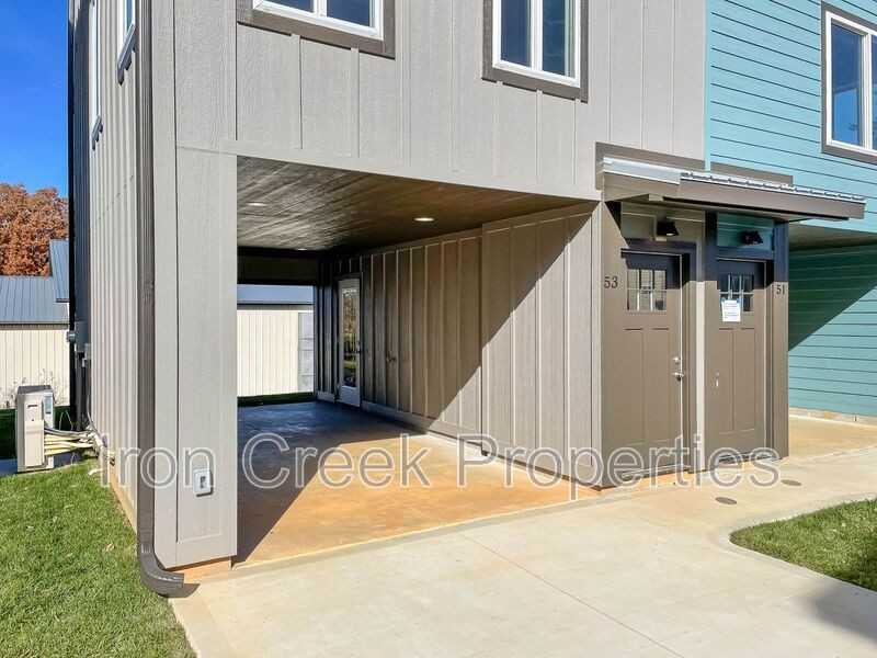 53 W Cascade St - Photo 2 of 22