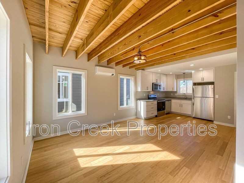 53 W Cascade St - Photo 3 of 22