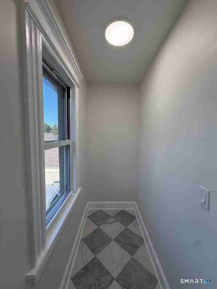 264 Clover St #2ndFL - Photo 5 of 17