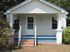 featured image of 201 Dixie St
