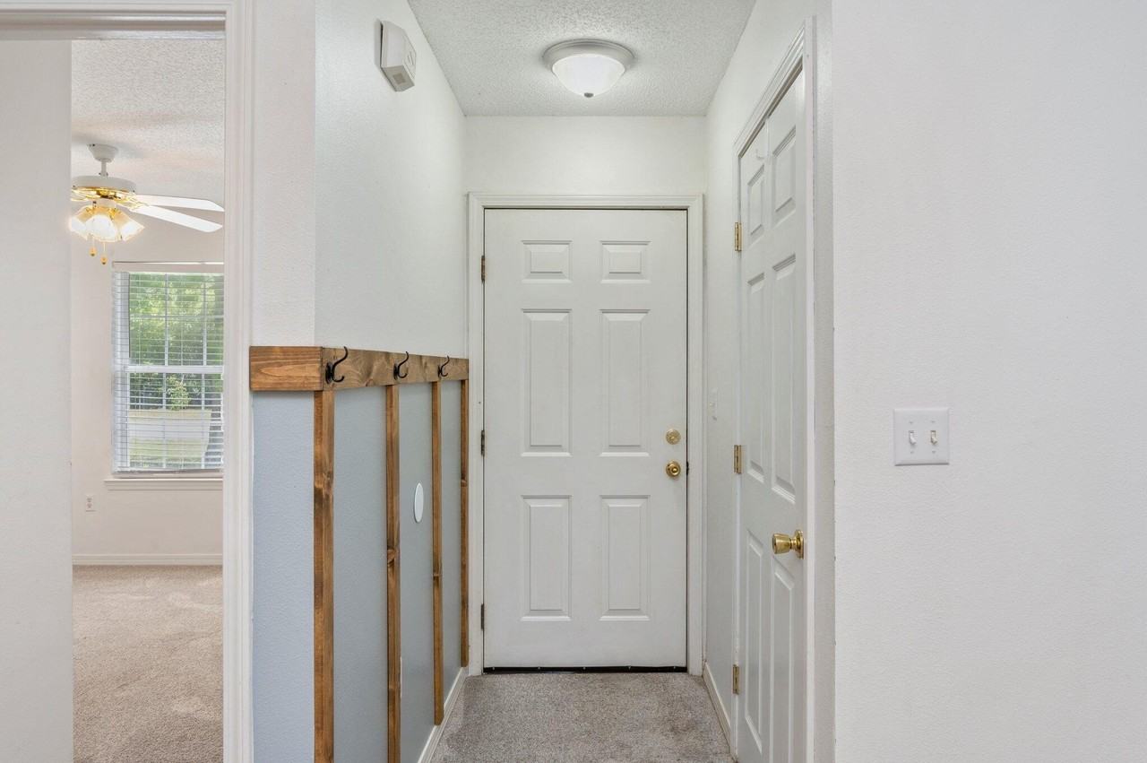 2955 Sholtz Ave - Photo 7 of 22