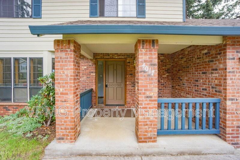 4017 Ne 157th Ave - Photo 3 of 39