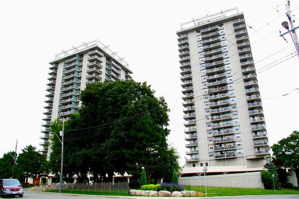 600 John St N, Hamilton, ON L8L 4S3 3 Bedroom Apartment for Rent
