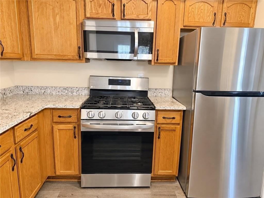 3025 Sand Wedge Cir Nw - Photo 3 of 18