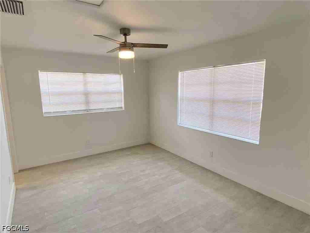 317 Tarpon Dr - Photo 6 of 15