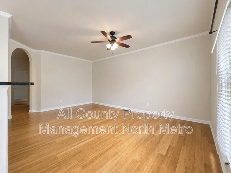 2623 Cedar Dr - Photo 3 of 20