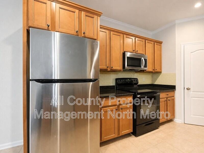 2623 Cedar Dr - Photo 4 of 20