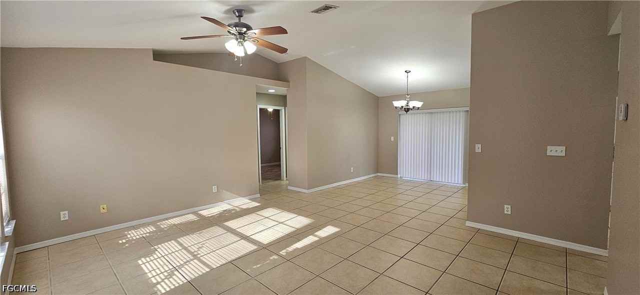3740 Sw Santa Barbara Pl - Photo 4 of 22