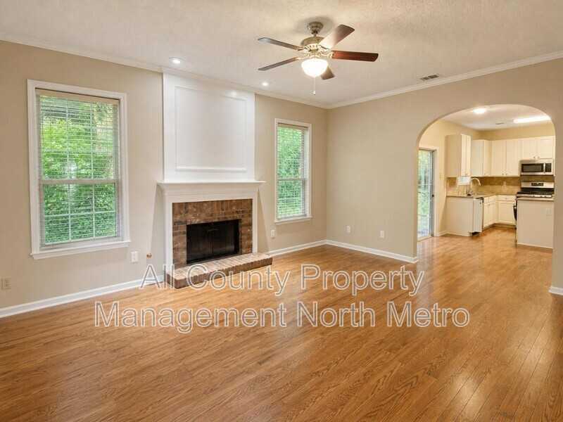 2720 Two Rock Ct - Photo 2 of 14
