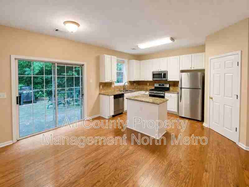2720 Two Rock Ct - Photo 3 of 14