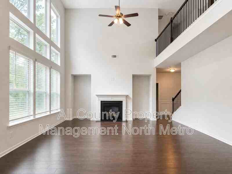 7880 Brewton Creek Dr - Photo 2 of 19