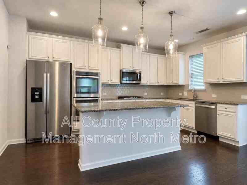 7880 Brewton Creek Dr - Photo 4 of 19