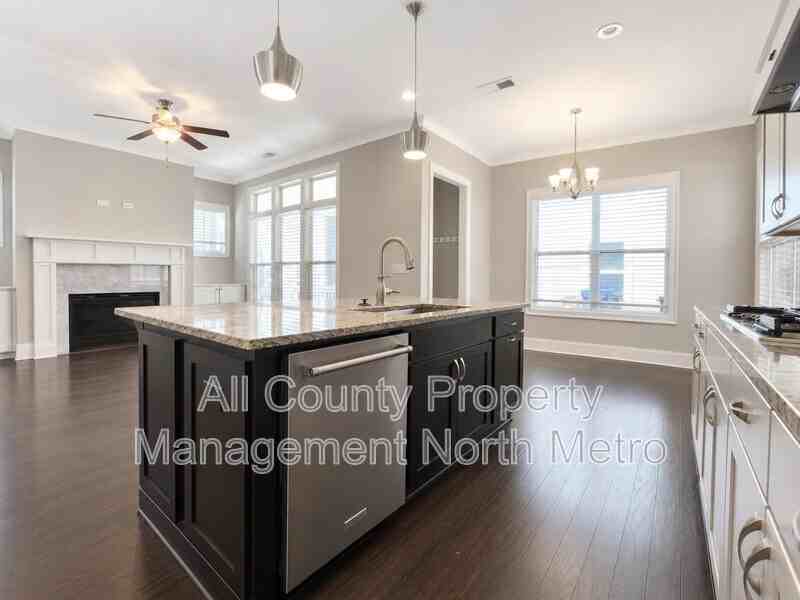 2202 Haventree Ct - Photo 4 of 16