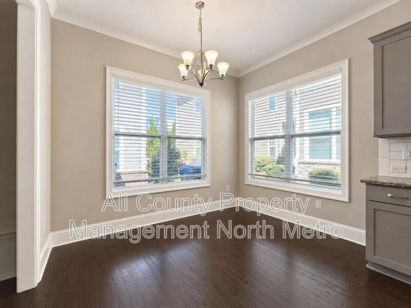 2202 Haventree Ct - Photo 6 of 16