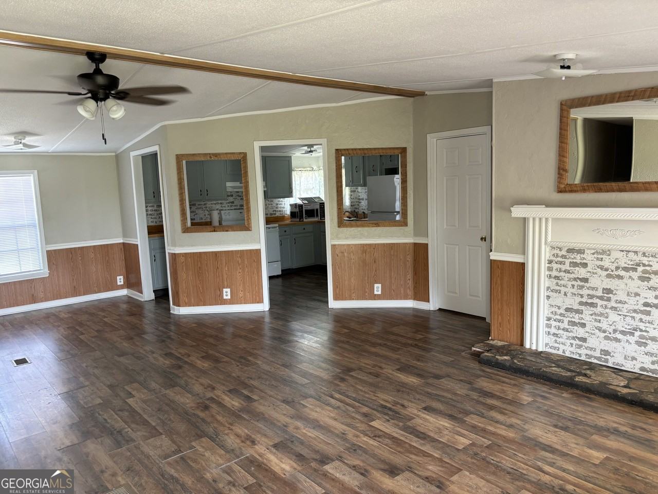 266 Spring Lake Dr - Photo 5 of 24