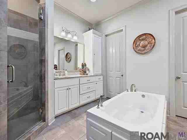 5948 Parkknoll Place Dr - Photo 5 of 12