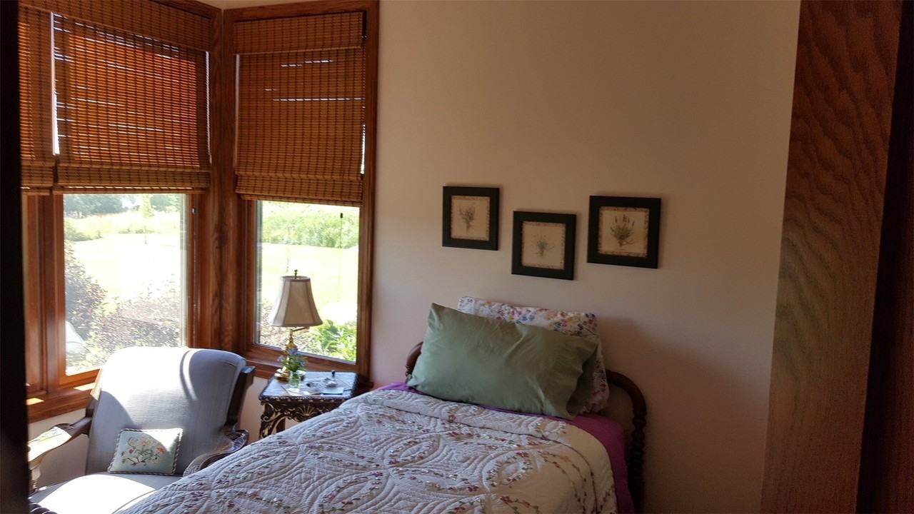 12850 Hill Rd - Photo 5 of 9