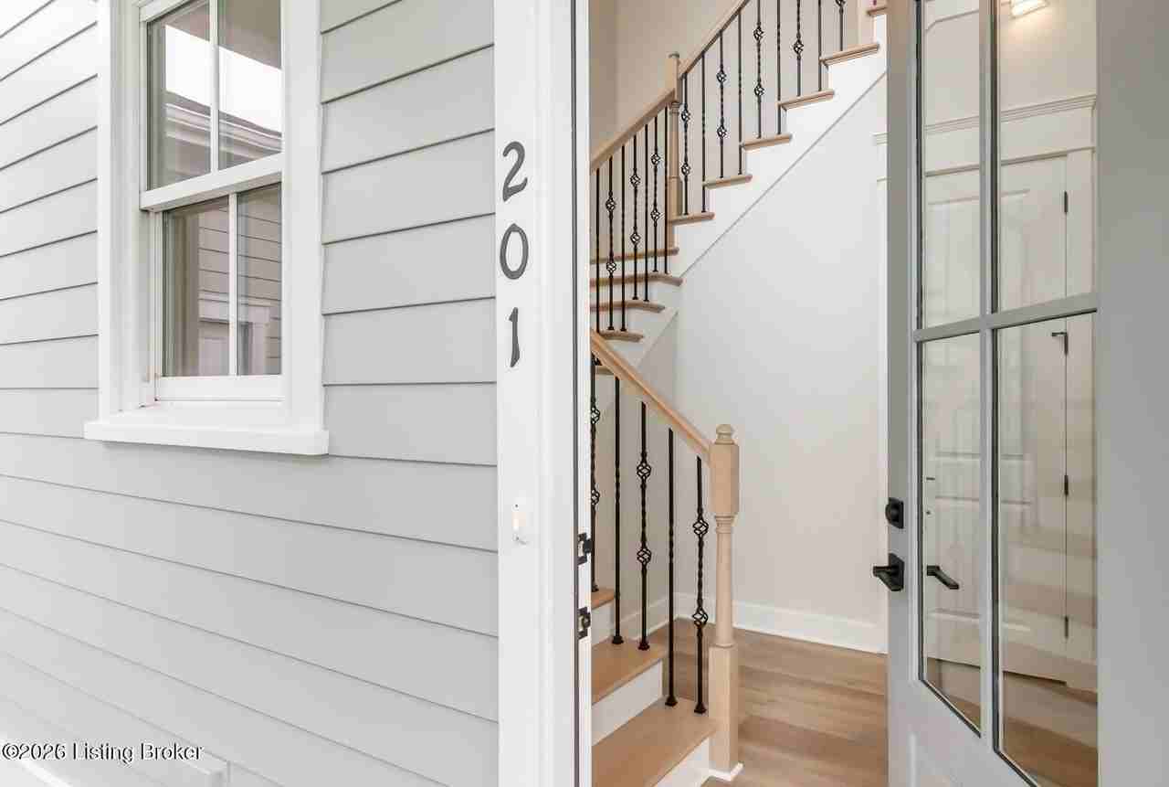 6100 Passionflower Dr #201 - Photo 4 of 50