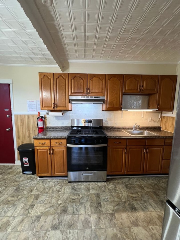 6605 O'Donnell Street - Photo 4 of 26