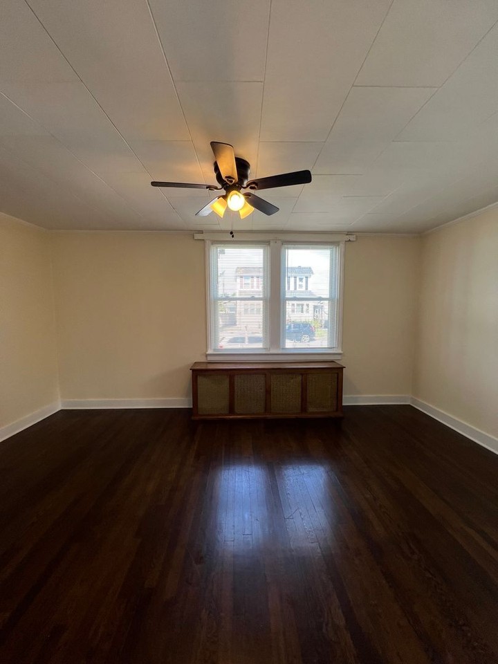 6605 O'Donnell Street - Photo 6 of 26