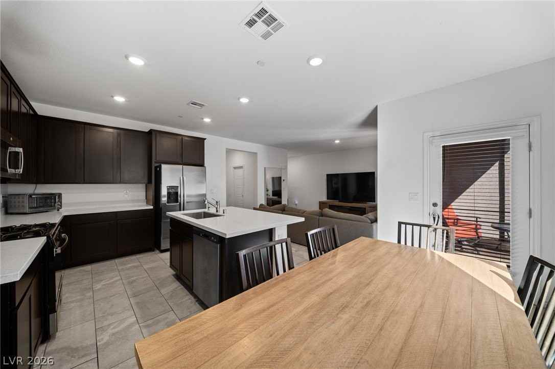 1543 Eliana Crossing Pl - Photo 2 of 42