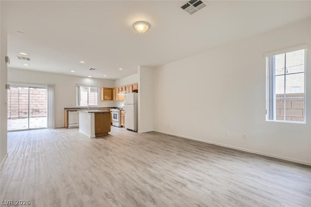 4045 Oliver Sagebrush Dr - Photo 3 of 25