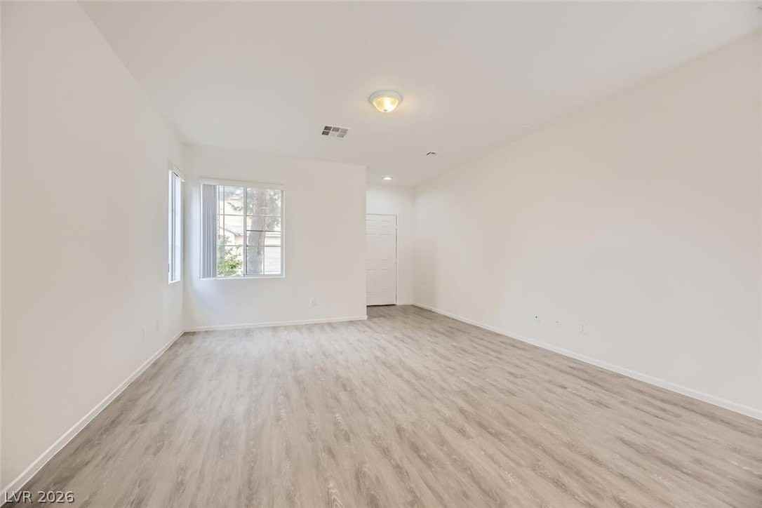 4045 Oliver Sagebrush Dr - Photo 4 of 25