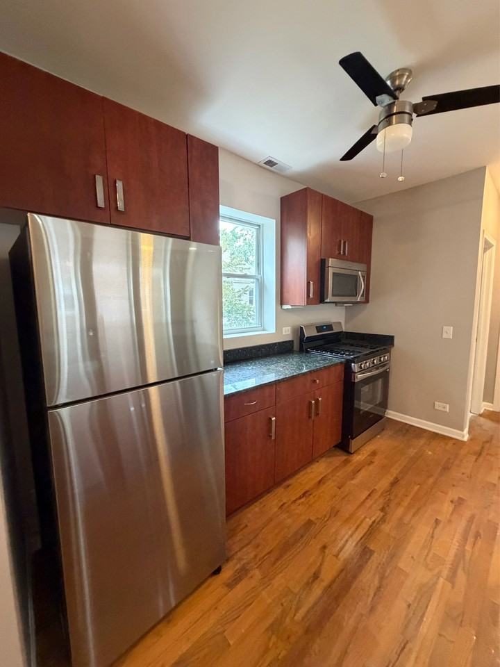 9120 S Dauphin Ave Apt 2e #9120-2E - Photo 4 of 9