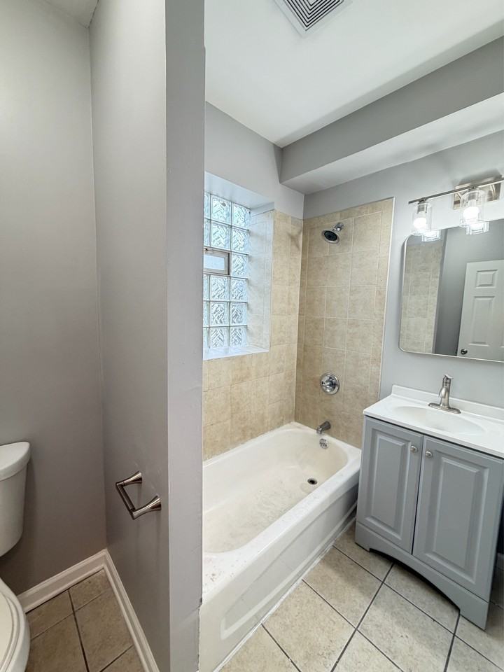 9120 S Dauphin Ave Apt 2e #9120-2E - Photo 6 of 9