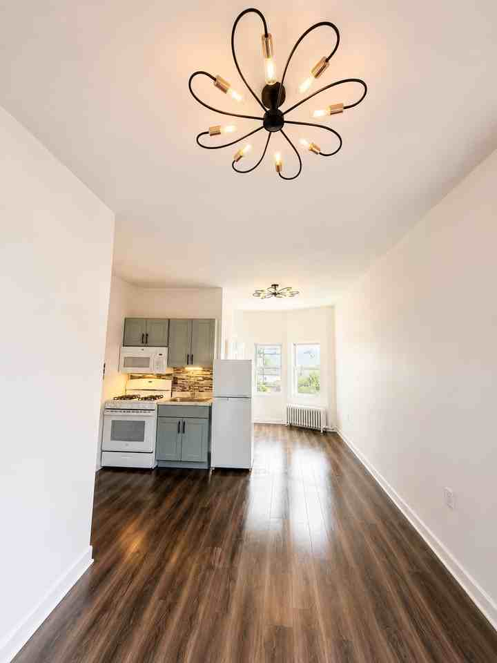 101 Camden Street #9 - Photo 4 of 7
