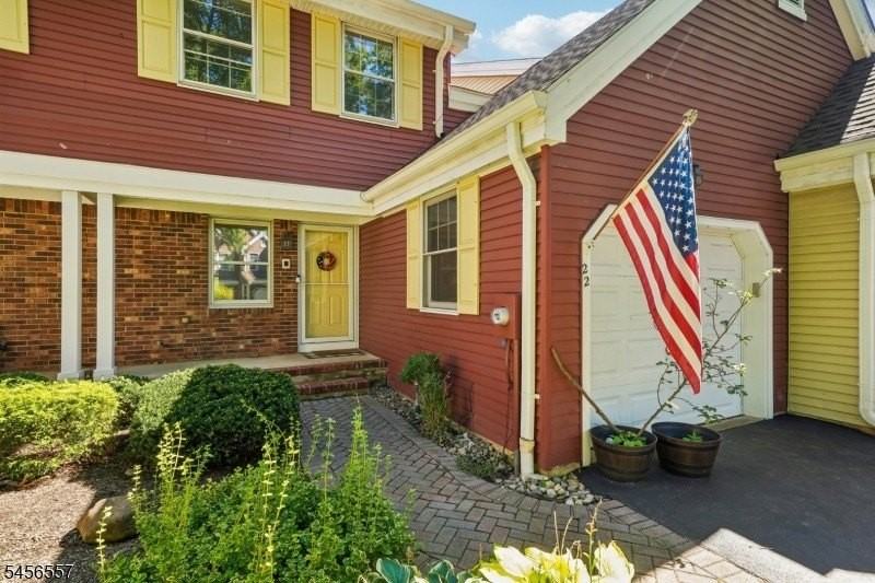 22 Northbridge Pl - Photo 3 of 40