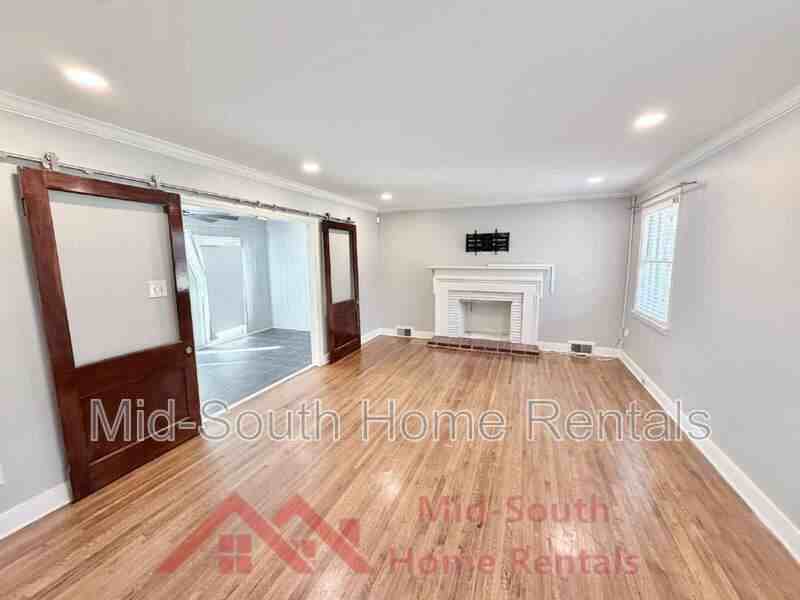 4703 Crossover Ln - Photo 7 of 32