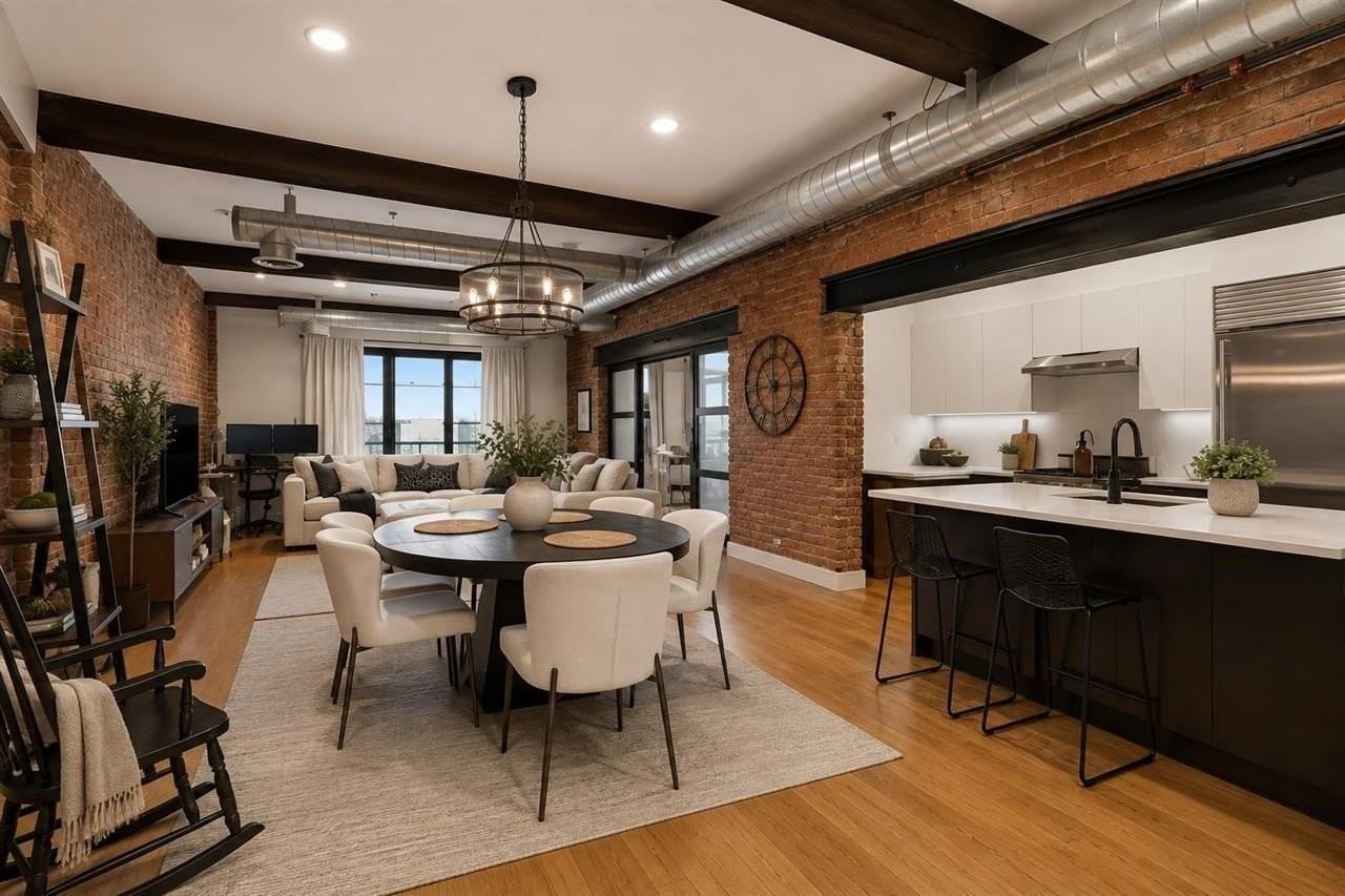 610 Clinton St #2AW - Photo 3 of 25